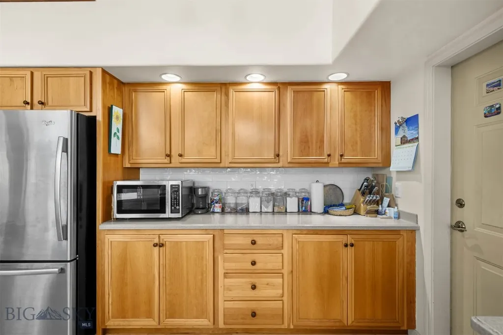330 Evening Star Lane Bozeman MT 59715
