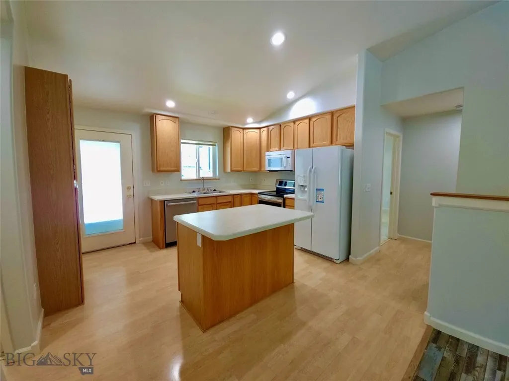 3121 New Hope Drive Billings MT 59102