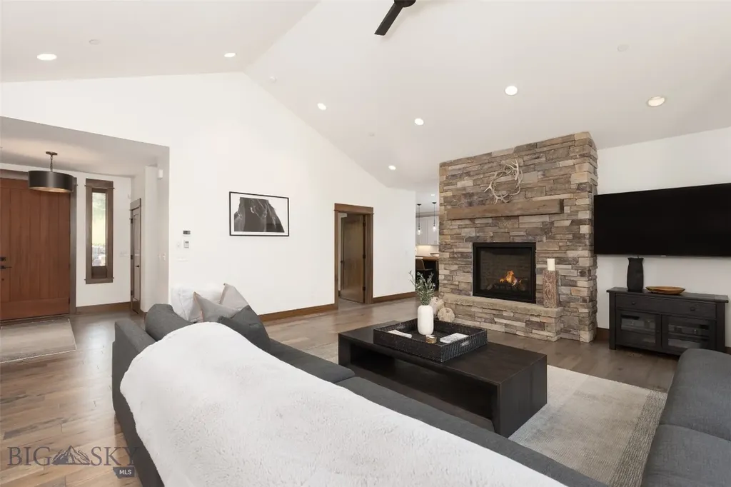 17 Nordic Lane Big Sky MT 59716