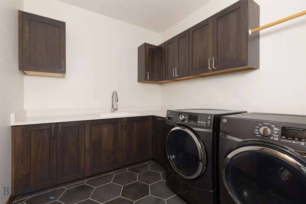 17 Nordic Lane Big Sky MT 59716