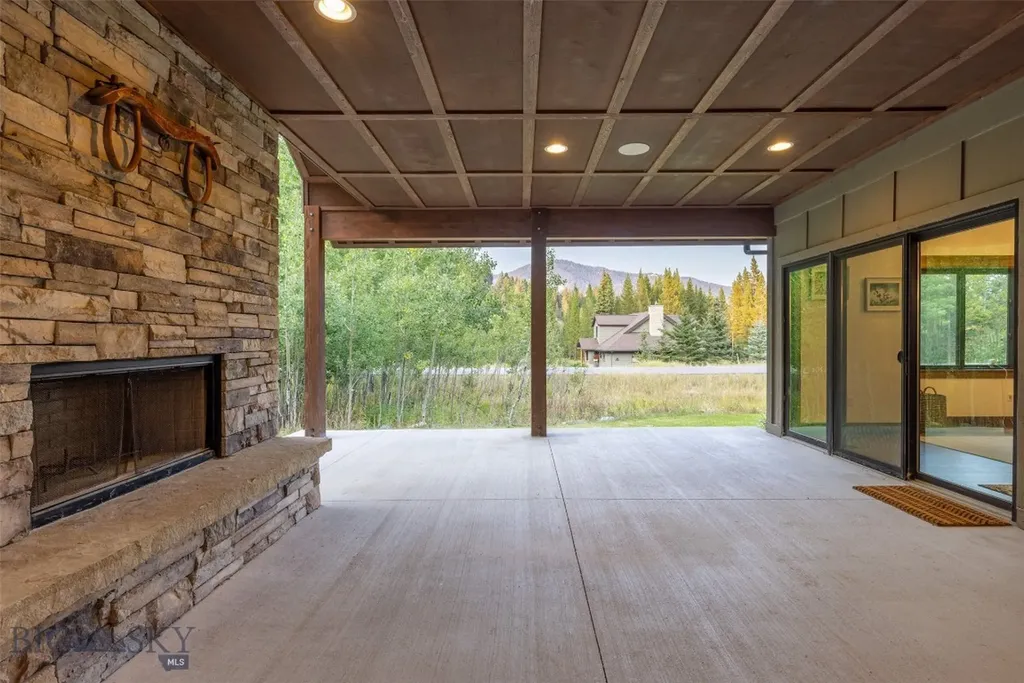 17 Nordic Lane Big Sky MT 59716