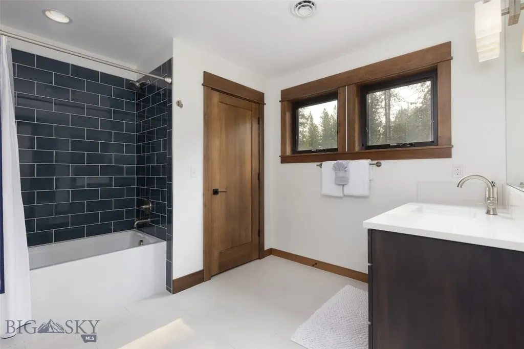 17 Nordic Lane Big Sky MT 59716