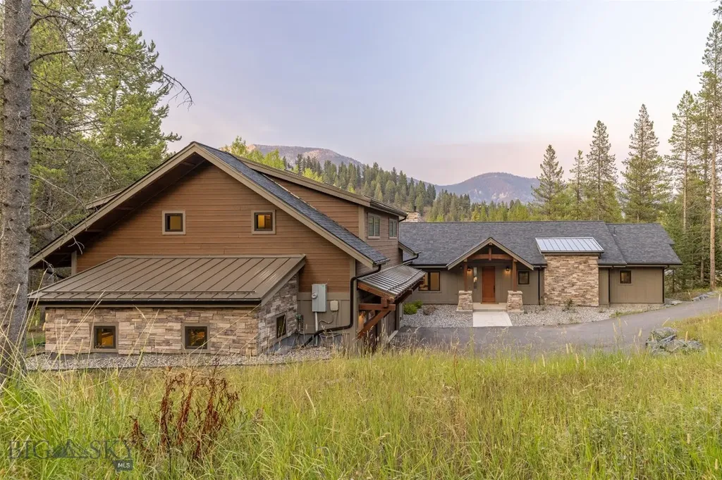 17 Nordic Lane Big Sky MT 59716