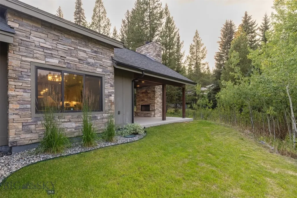 17 Nordic Lane Big Sky MT 59716