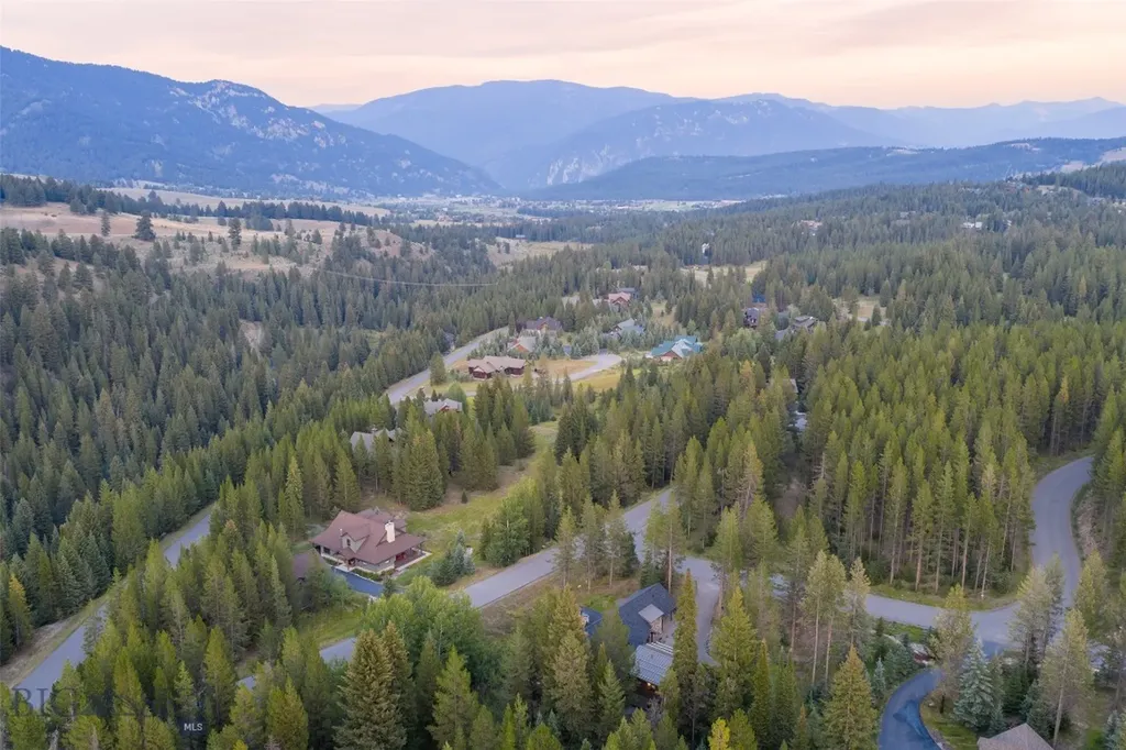 17 Nordic Lane Big Sky MT 59716
