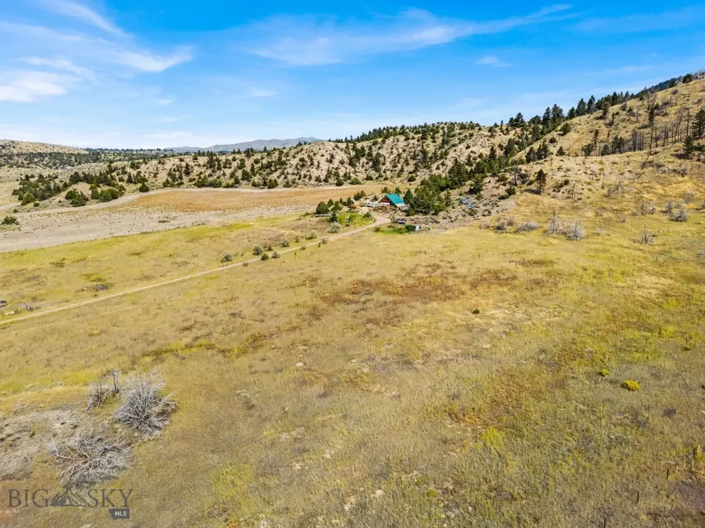 Tbd Horseshoe Hills Hollow Three Forks MT 59752
