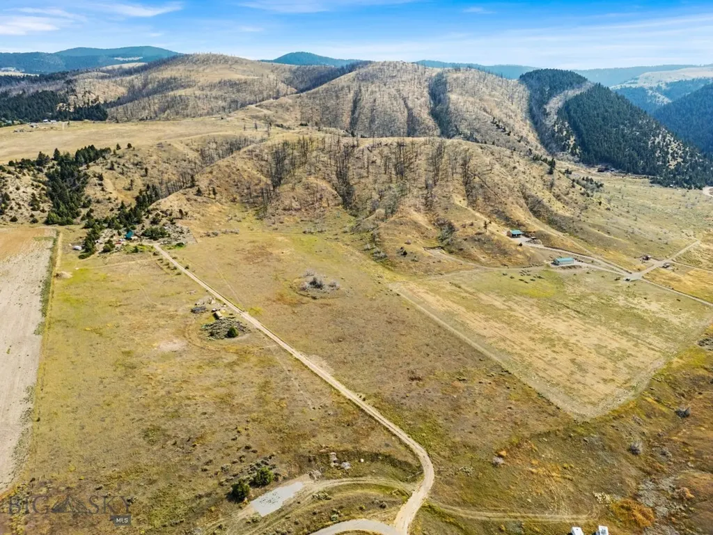 Tbd Horseshoe Hills Hollow Three Forks MT 59752