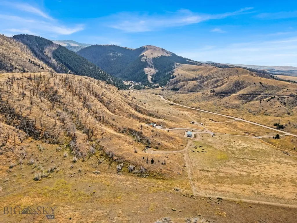 Tbd Horseshoe Hills Hollow Three Forks MT 59752