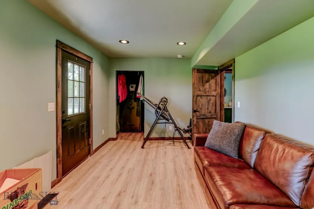 407 Short Street Clyde Park MT 59018