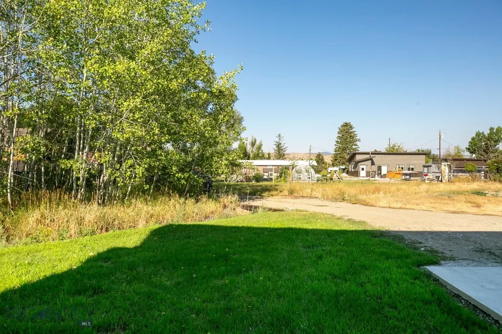 407 Short Street Clyde Park MT 59018