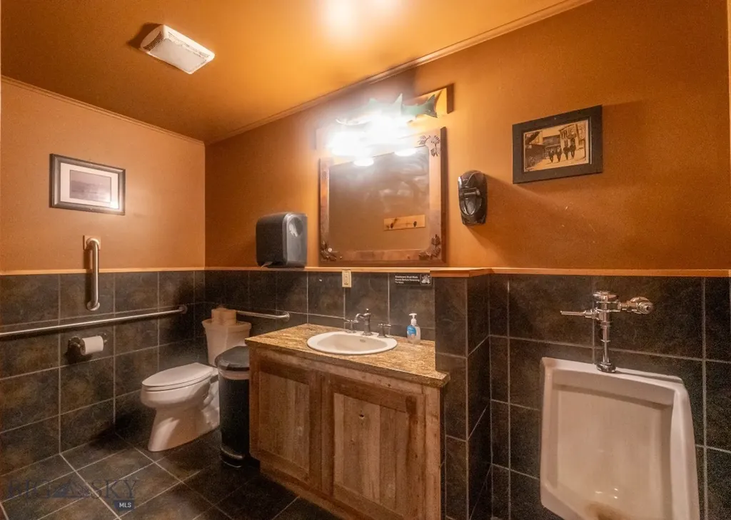70 Murphy Lane Emigrant MT 59065