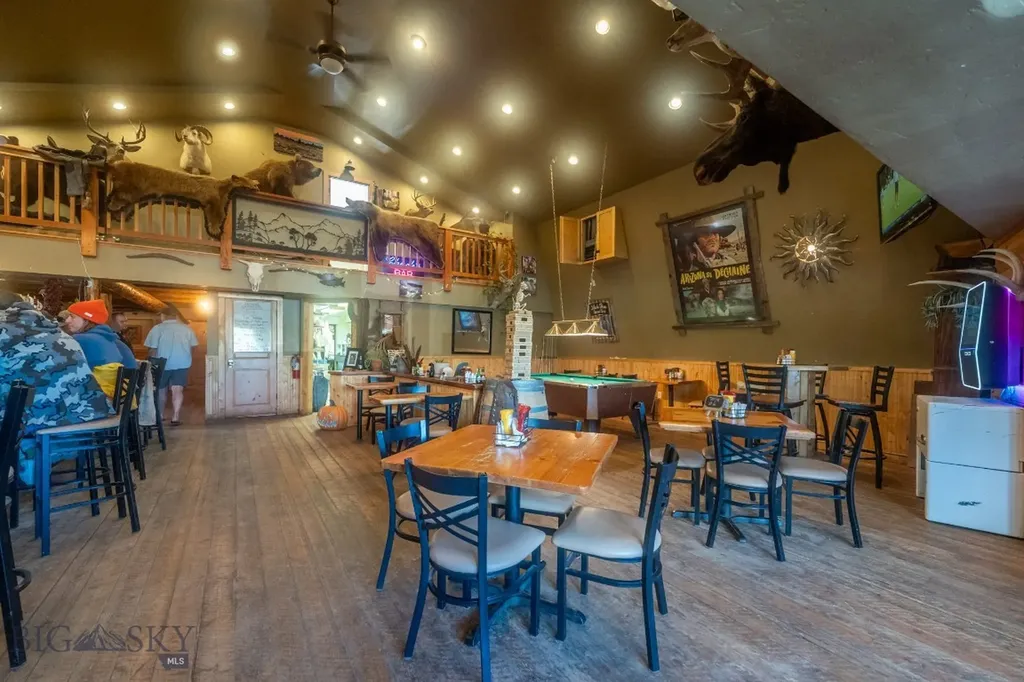 70 Murphy Lane Emigrant MT 59065