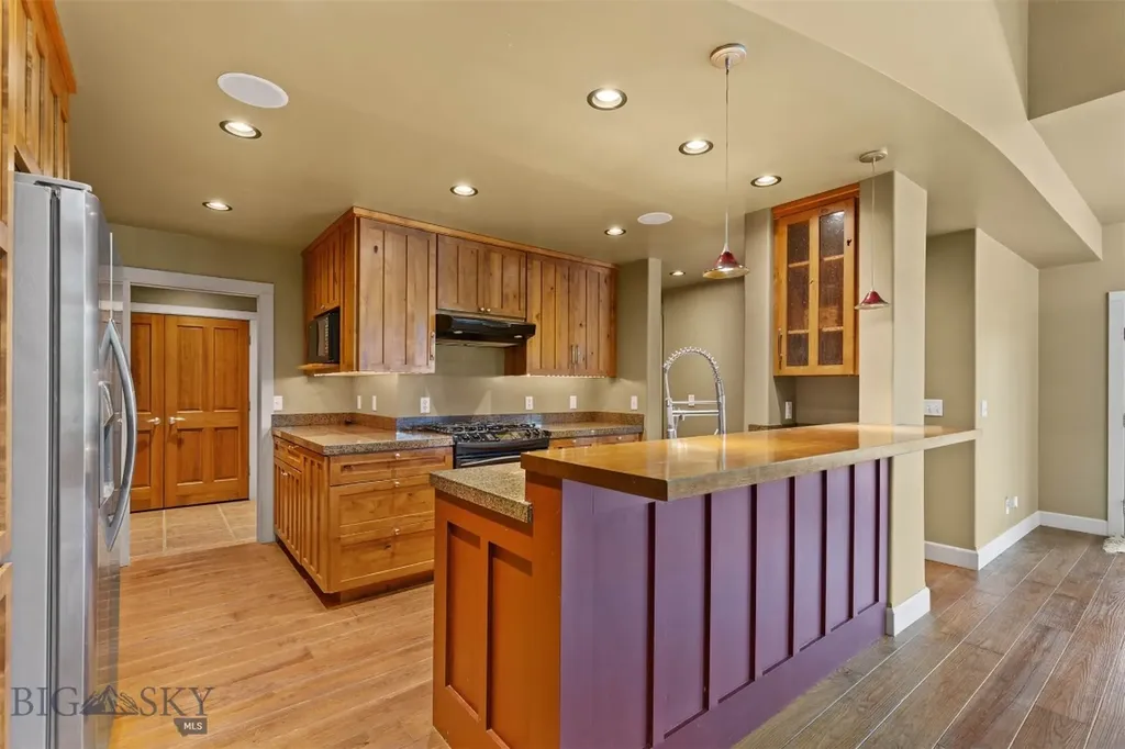 284 Annie Glade Bozeman MT 59718