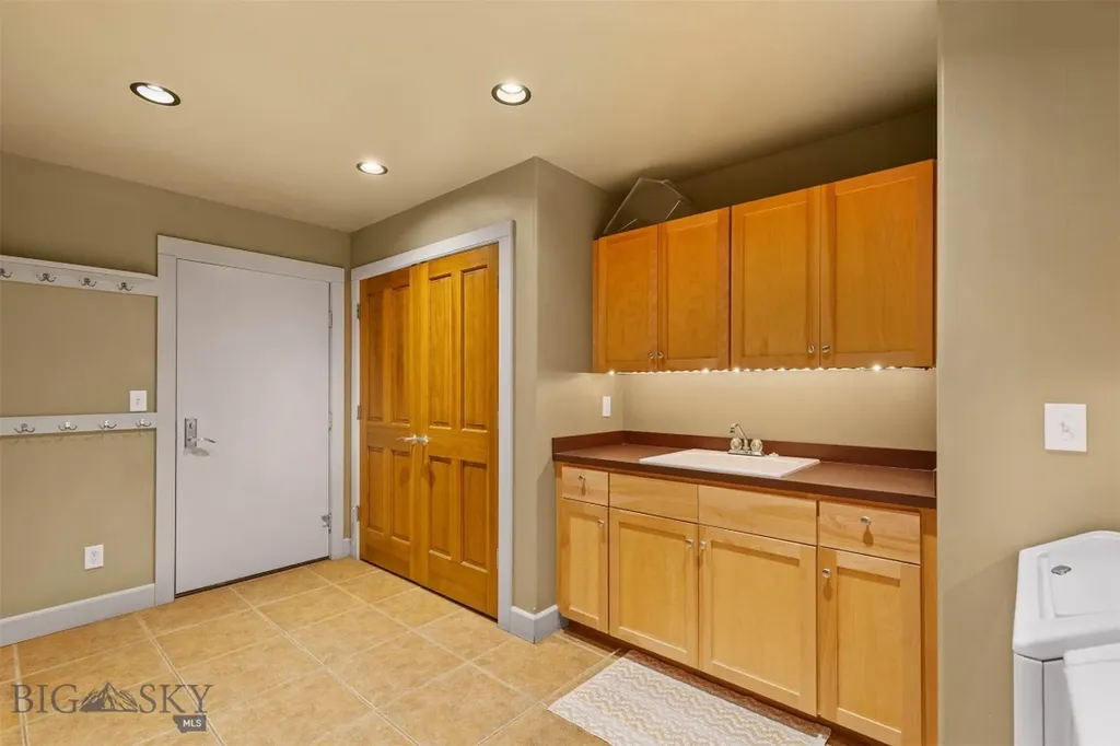 284 Annie Glade Bozeman MT 59718
