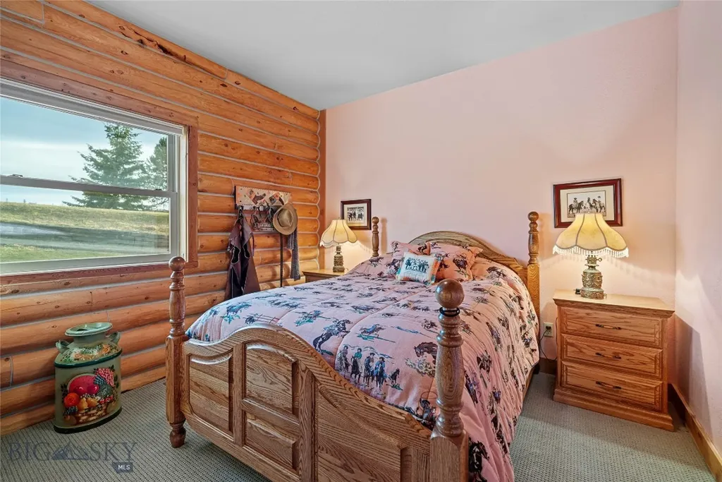 8407 Little Gully Run Bozeman MT 59715