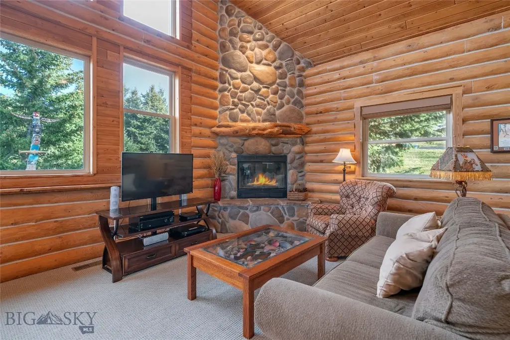 8407 Little Gully Run Bozeman MT 59715