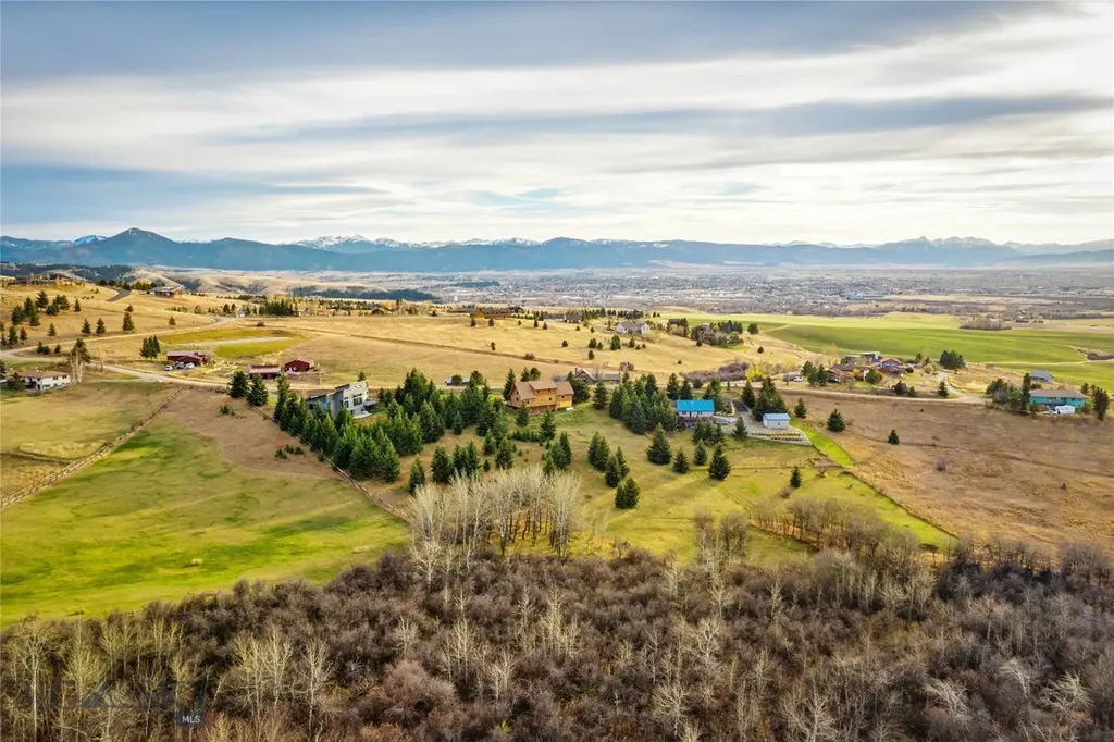 8407 Little Gully Run Bozeman MT 59715