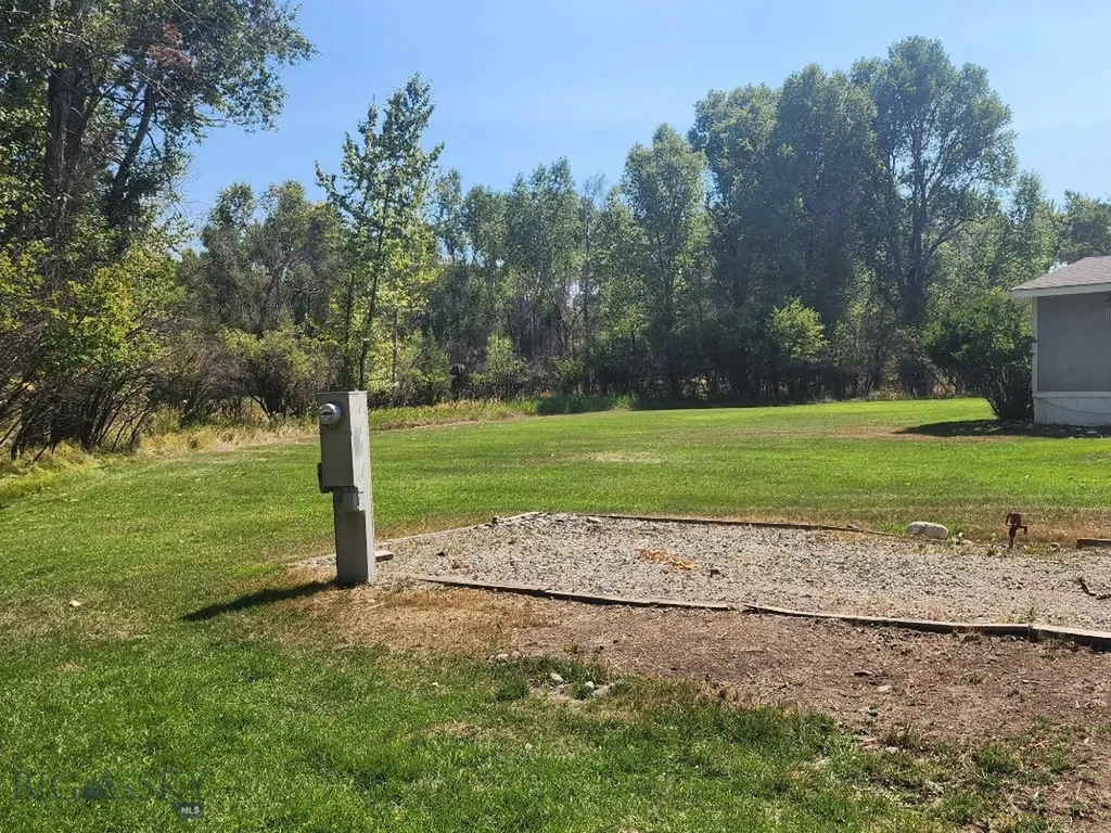 2171 Stagecoach Trail Manhattan MT 59741