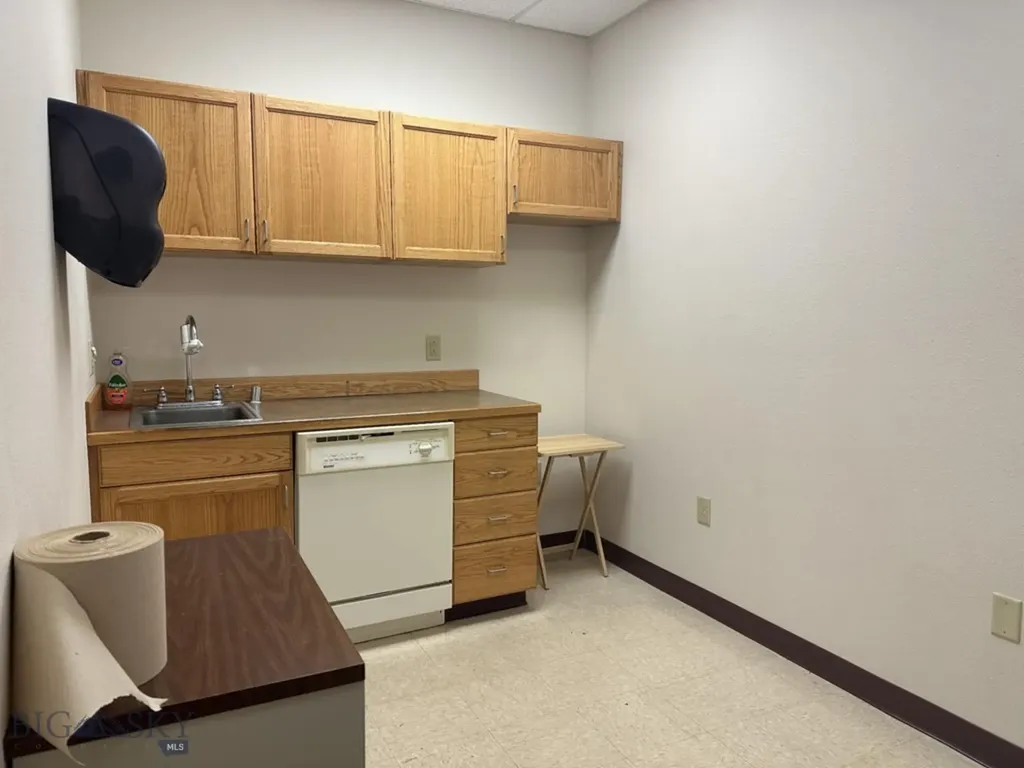 2687 Palmer Street Missoula MT 59808