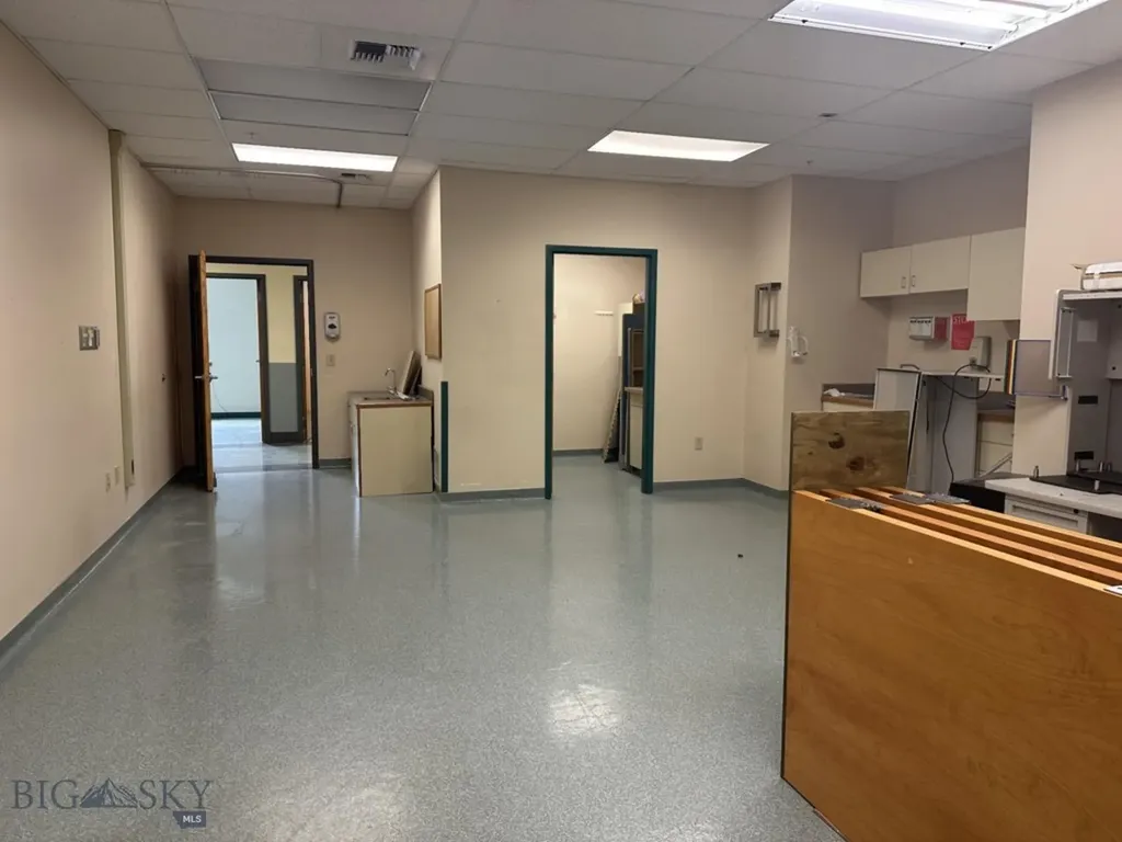 2687 Palmer Street Missoula MT 59808