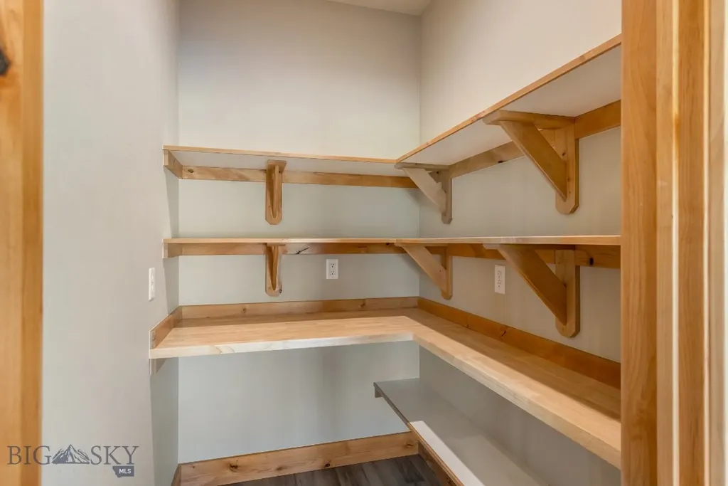 38 Heather Lane Livingston MT 59047