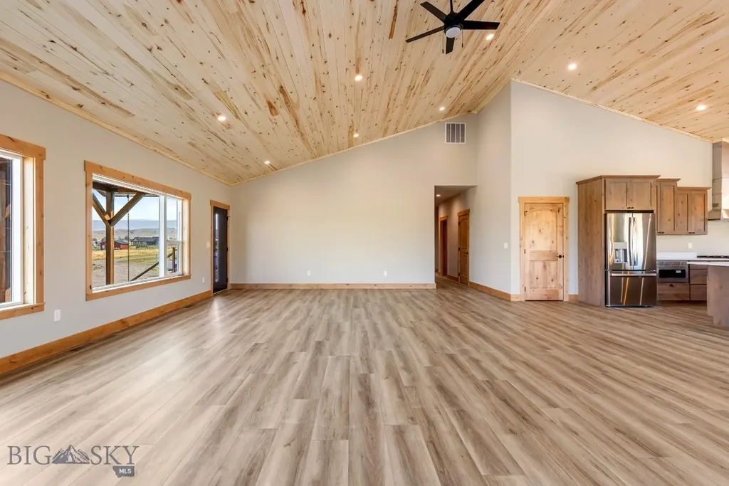 38 Heather Lane Livingston MT 59047