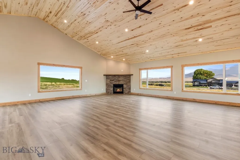 38 Heather Lane Livingston MT 59047