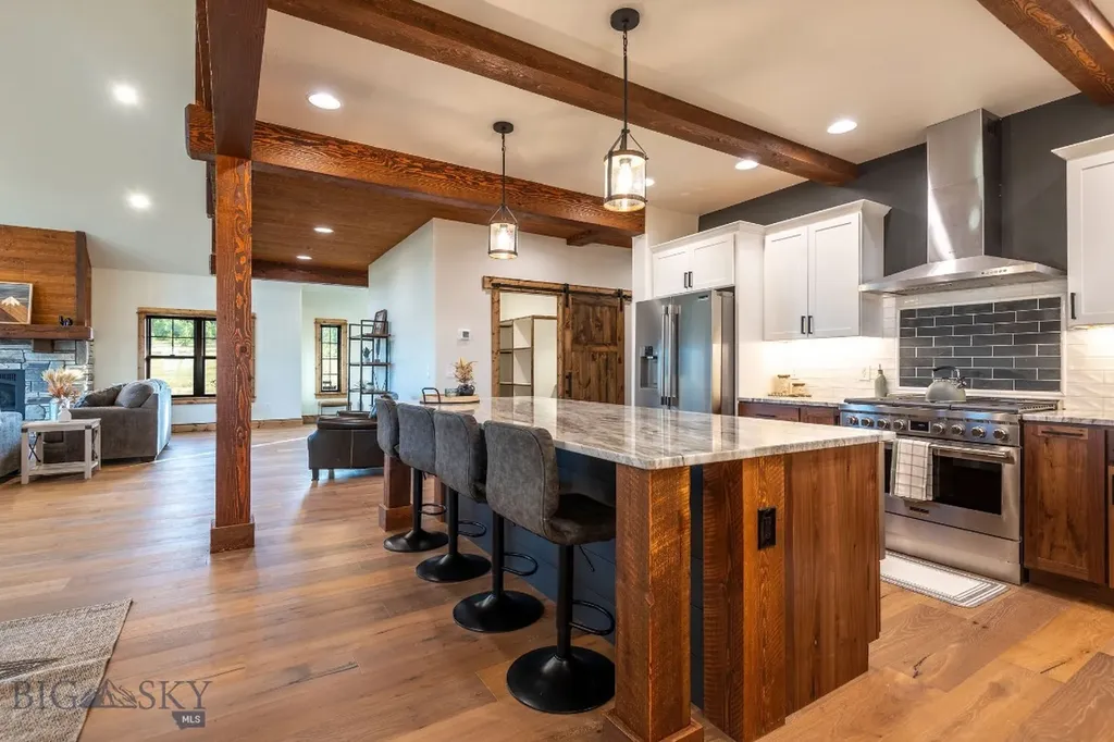 21 Mansfield Loop Clancy MT 59634
