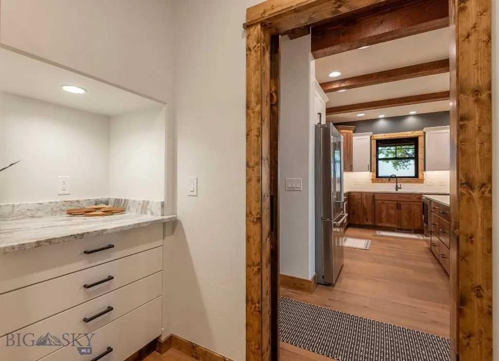 21 Mansfield Loop Clancy MT 59634