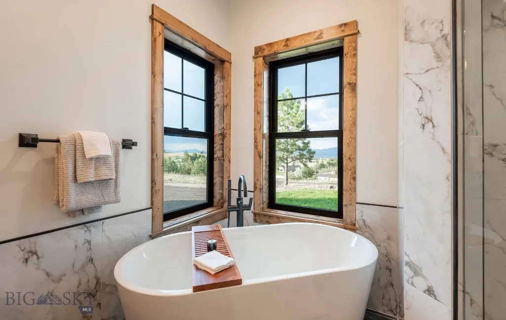 21 Mansfield Loop Clancy MT 59634