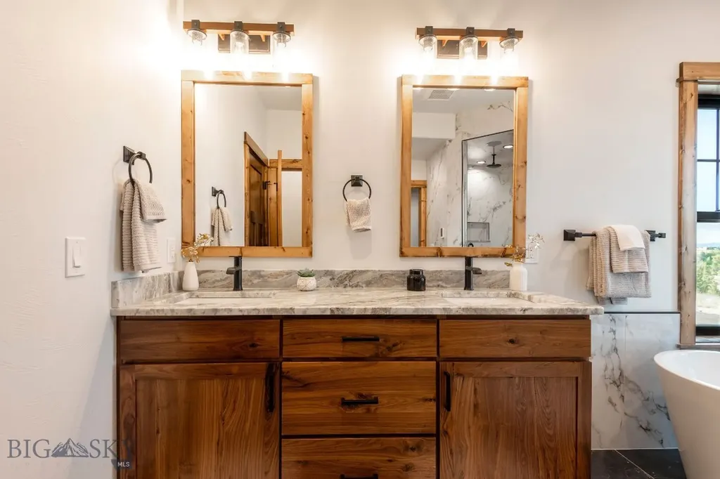 21 Mansfield Loop Clancy MT 59634
