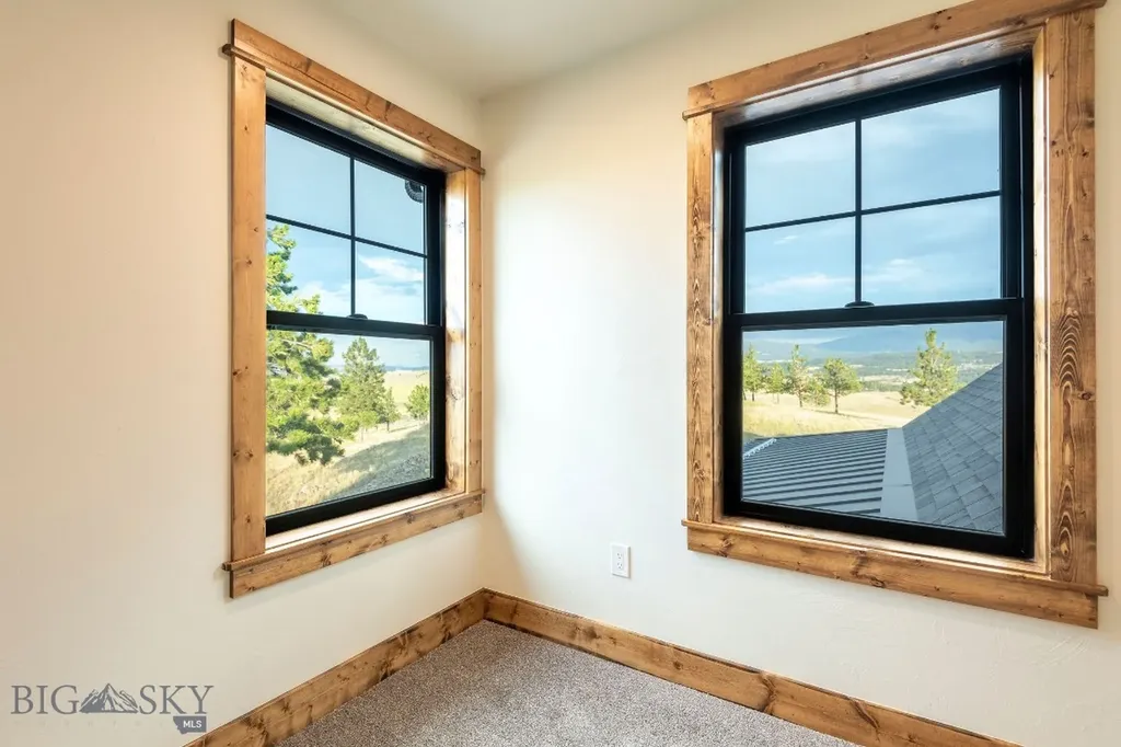 21 Mansfield Loop Clancy MT 59634