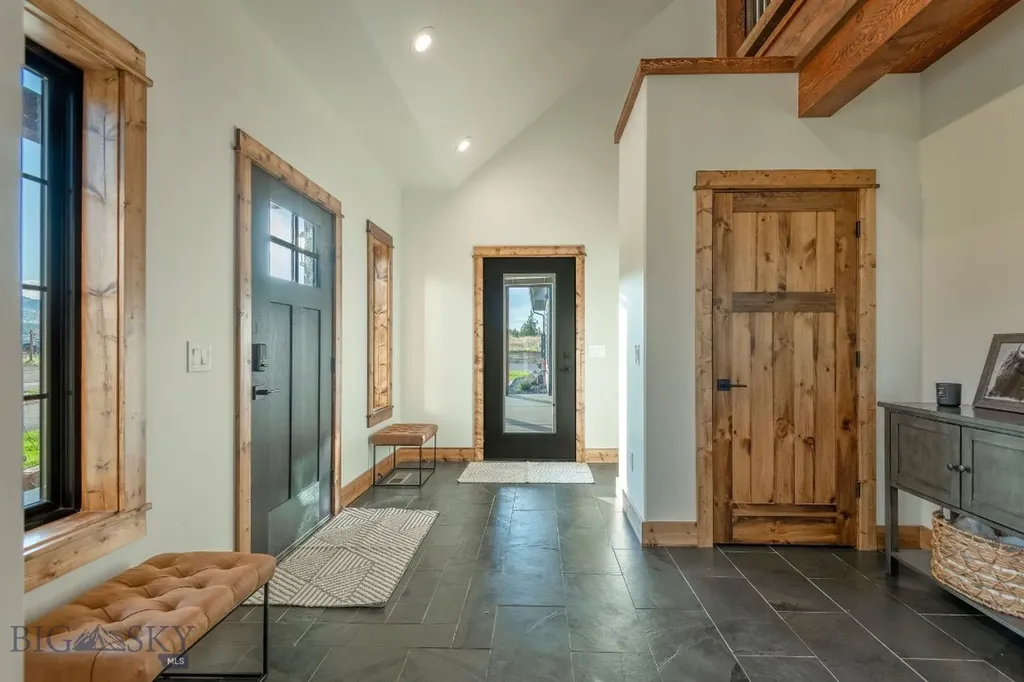 21 Mansfield Loop Clancy MT 59634