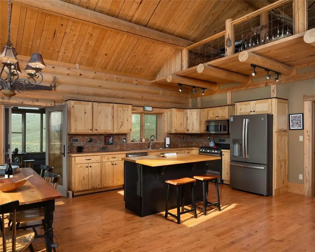75 Madison Trail Cameron MT 59720