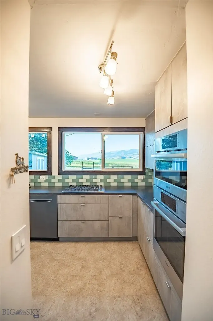 1145 Holly Drive Bozeman MT 59715