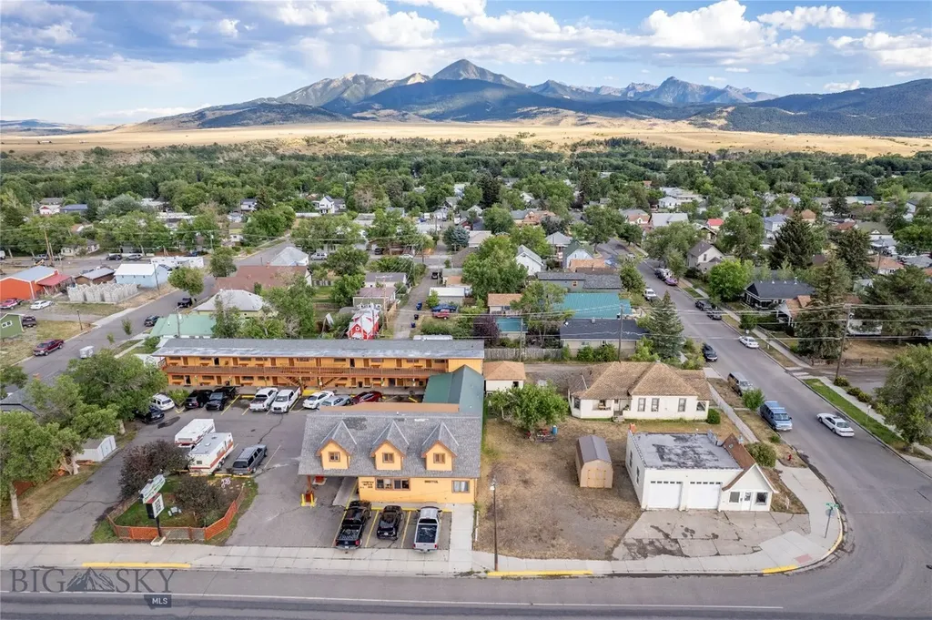 804 E Park Street Livingston MT 59047