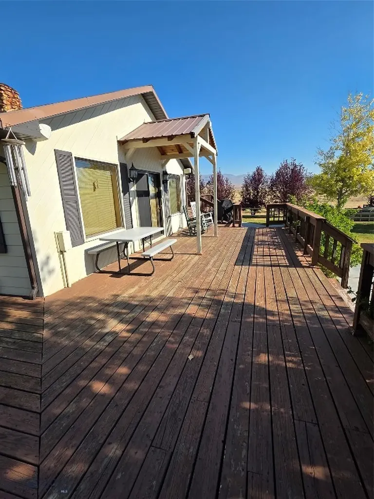 38 Sundust Lane Twin Bridges MT 59754