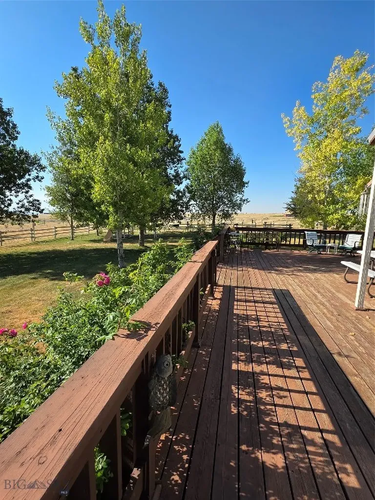 38 Sundust Lane Twin Bridges MT 59754