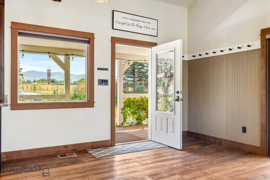 25 Duncan District Road Sheridan MT 59749