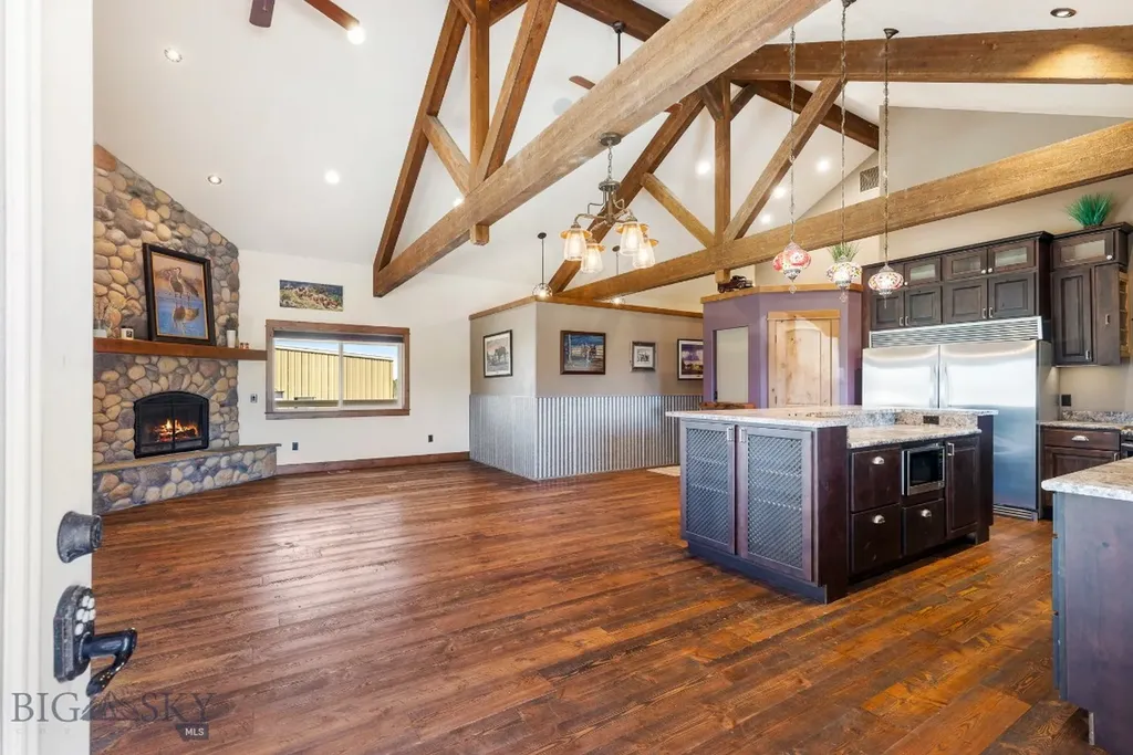 25 Duncan District Road Sheridan MT 59749