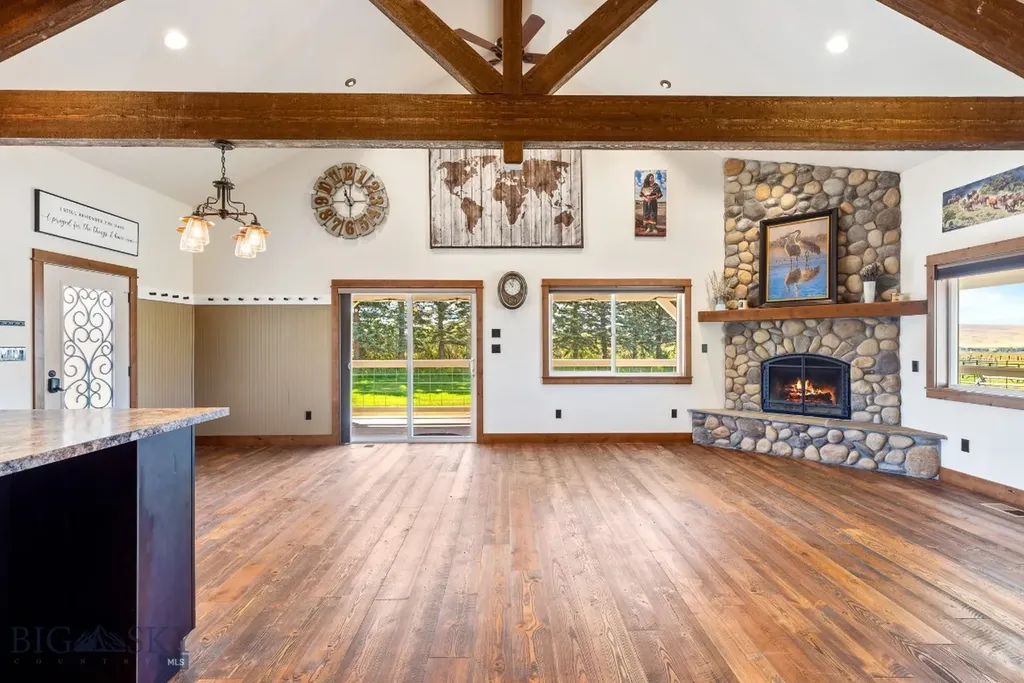 25 Duncan District Road Sheridan MT 59749