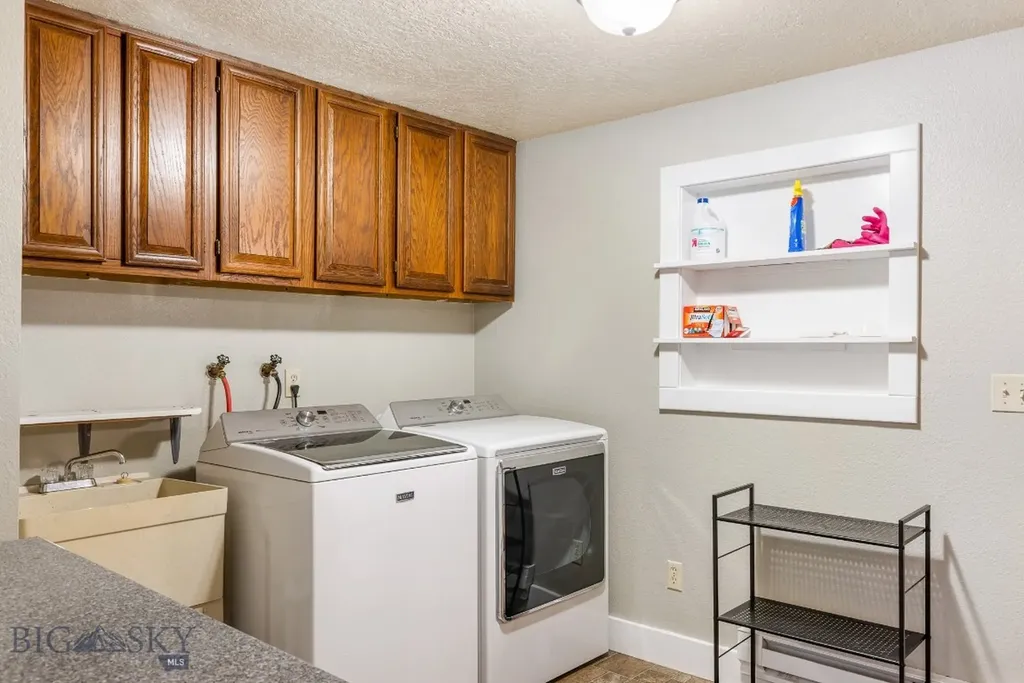 25 Duncan District Road Sheridan MT 59749