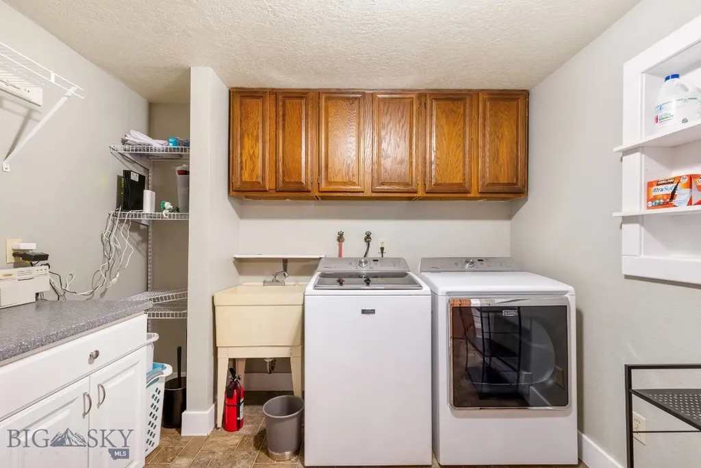 25 Duncan District Road Sheridan MT 59749