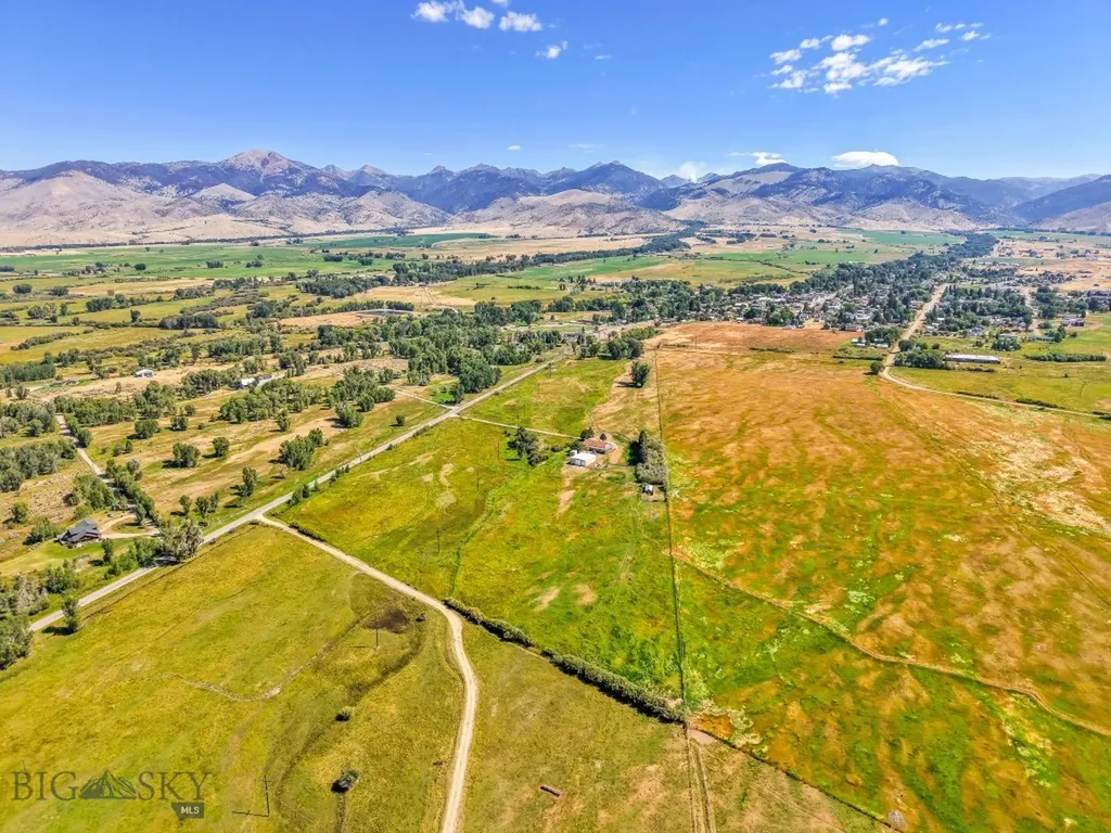 25 Duncan District Road Sheridan MT 59749