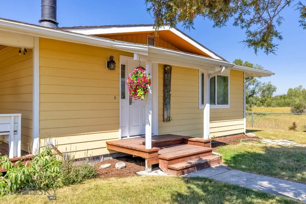 25 Duncan District Road Sheridan MT 59749