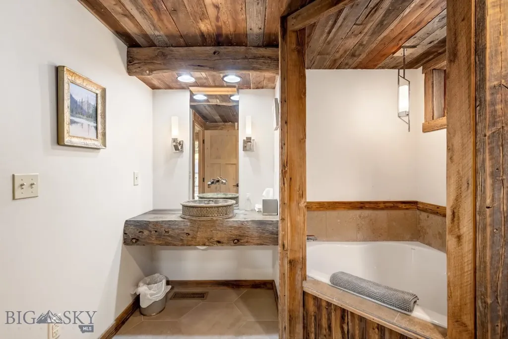 1005 Scott Street W Gardiner MT 59030