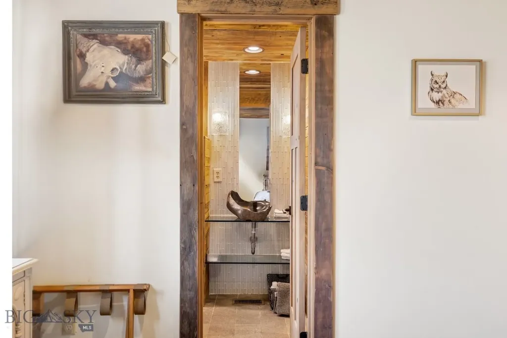1005 Scott Street W Gardiner MT 59030