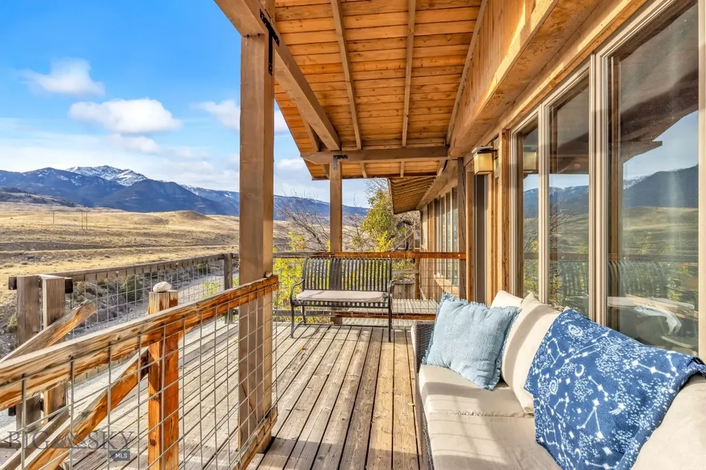 1005 Scott Street W Gardiner MT 59030