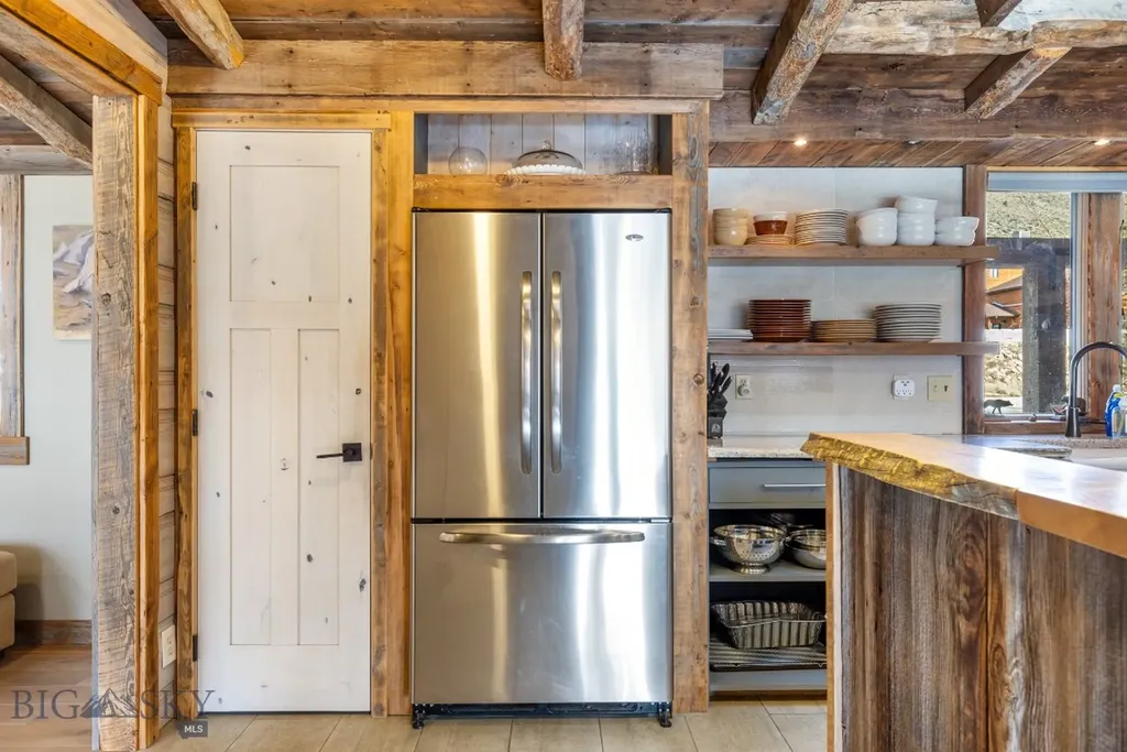 1005 Scott Street W Gardiner MT 59030