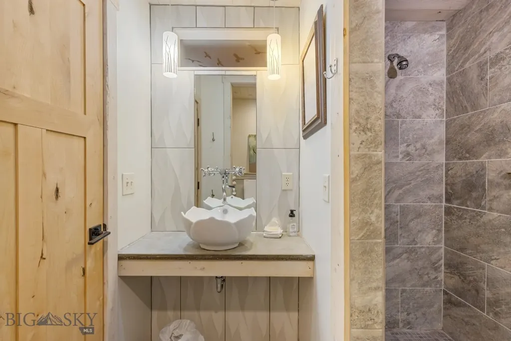 1005 Scott Street W Gardiner MT 59030